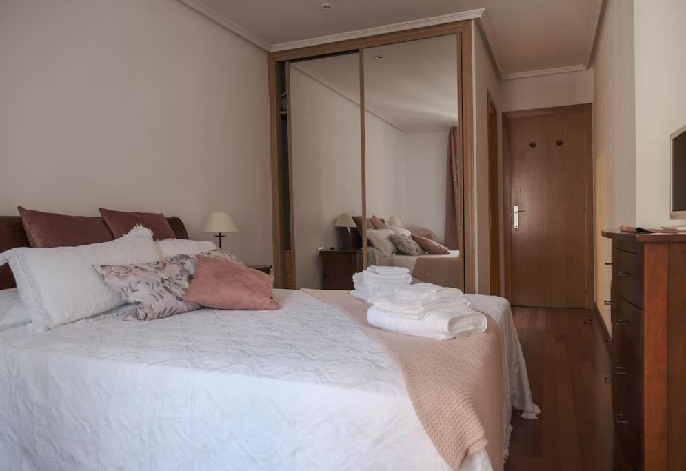 La Casina De Cori Apartment Luarca Luaran gambar